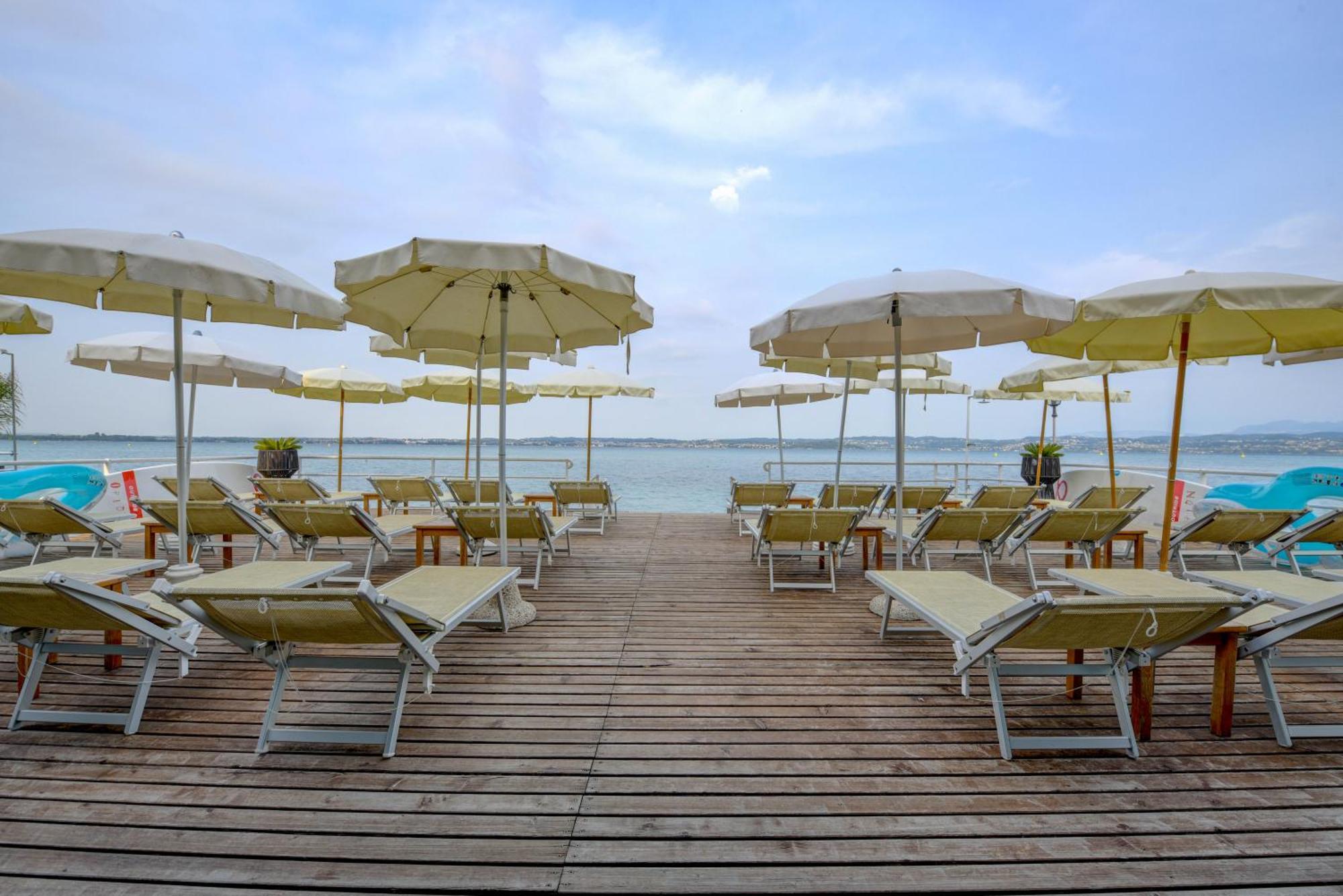 Hotel Flaminia Sirmione Ngoại thất bức ảnh