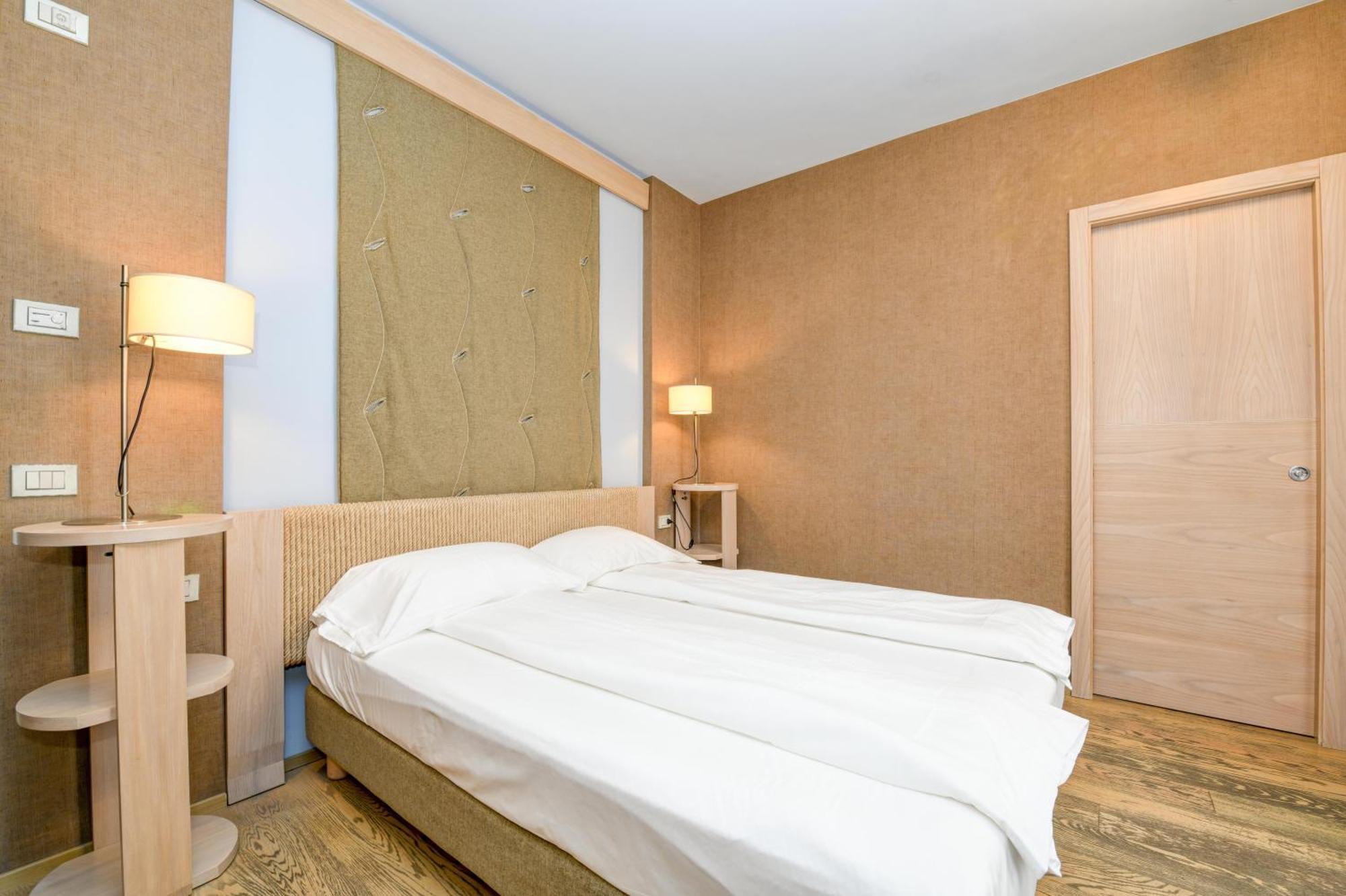 Hotel Flaminia Sirmione Phòng bức ảnh